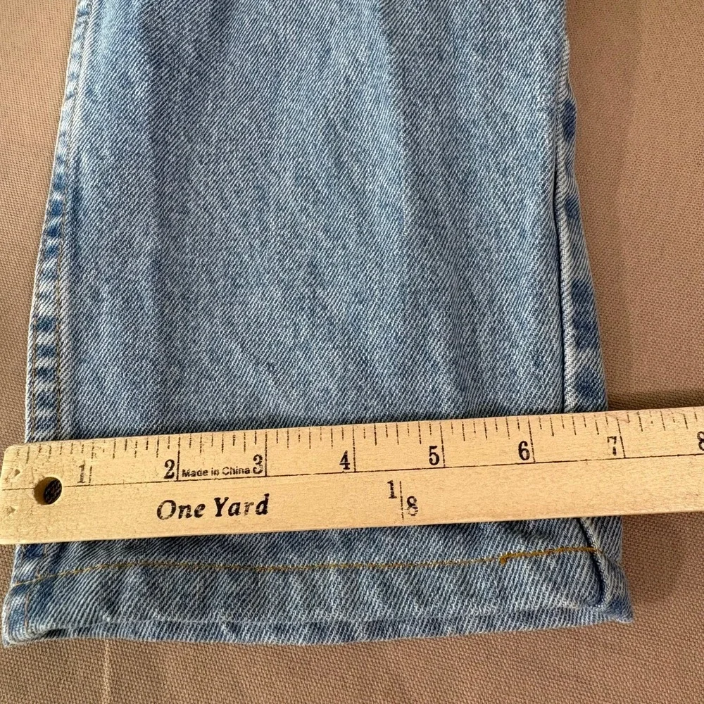 Vintage Levi's Jeans Mens 28x32 Blue 560 Loose Fit Tapered Leg‎ Light Wash Y2K